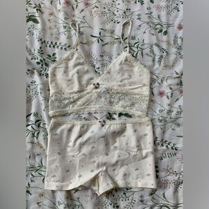 Forever 21 Cream and Pink Lace Trim Bra